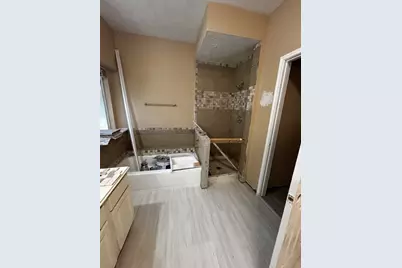 20403 Misty Cove Drive E, Katy, TX 77449 - Photo 17