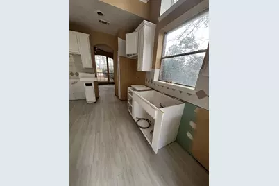 20403 Misty Cove Drive E, Katy, TX 77449 - Photo 9