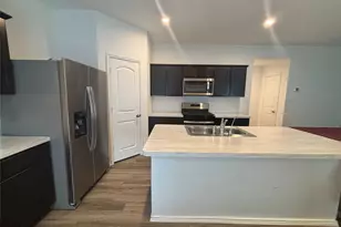 12358 Morning Vis Dr, Houston, TX 77014 - Photo 3