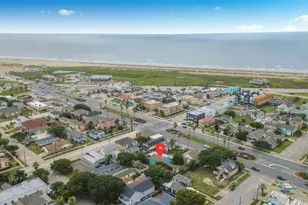 814 Broadway St, Galveston, TX 77550 - Photo 17