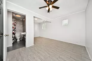 814 Broadway St, Galveston, TX 77550 - Photo 13