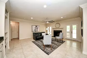 14207 Jade Cove Dr, Houston, TX 77077 - Photo 11