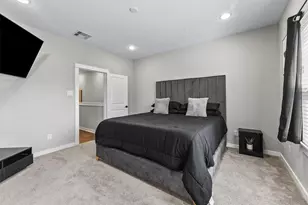 6704 Parker Grv Ln, Houston, TX 77076 - Photo 15