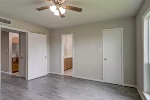 3300 Pebblebrook Dr, Seabrook, TX 77586 - Photo 15