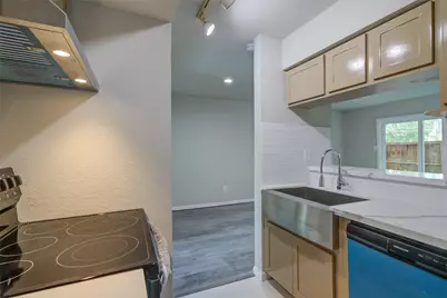 3300 Pebblebrook Drive #15, Seabrook, TX 77586 - Photo 11