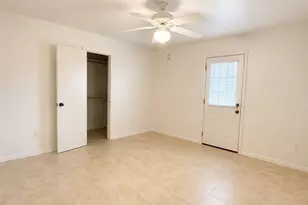 9009 Tavenor Ln, Houston, TX 77075 - Photo 11