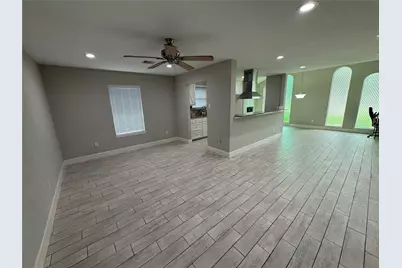 9743 Santa Monica Boulevard, Houston, TX 77089 - Photo 5