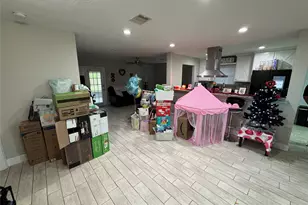 9743 Santa Monica Blvd, Houston, TX 77089 - Photo 9