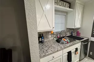 9743 Santa Monica Blvd, Houston, TX 77089 - Photo 11