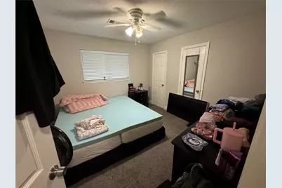 9743 Santa Monica Boulevard, Houston, TX 77089 - Photo 17