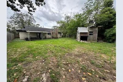 9743 Santa Monica Boulevard, Houston, TX 77089 - Photo 3