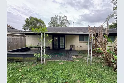 9743 Santa Monica Boulevard, Houston, TX 77089 - Photo 13