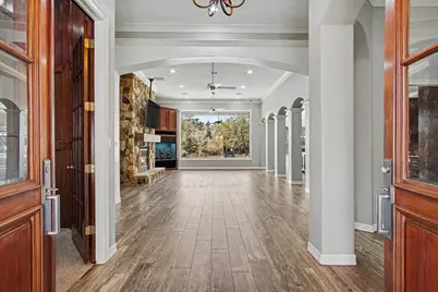 15569 Crown Oaks Drive, Montgomery, TX 77316 - Photo 5