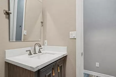 15569 Crown Oaks Drive, Montgomery, TX 77316 - Photo 33