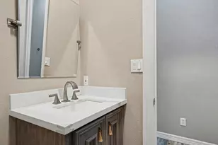 15569 Crown Oaks Dr, Montgomery, TX 77316 - Photo 33