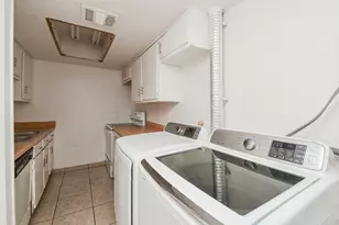 9009 Richmond Ave, Houston, TX 77063 - Photo 9