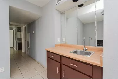 9009 Richmond Avenue #411, Houston, TX 77063 - Photo 7