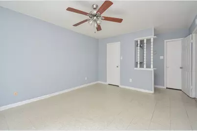 9009 Richmond Avenue #411, Houston, TX 77063 - Photo 17