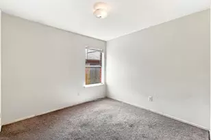 822 N Vista Dr, Houston, TX 77073 - Photo 5