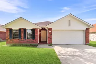 822 N Vista Dr, Houston, TX 77073 - Photo 1