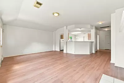 822 N Vista Drive, Houston, TX 77073 - Photo 11