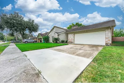 11204 Sagecountry Drive, Houston, TX 77089 - Photo 3
