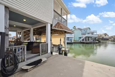 223 Easterly Drive, Tiki Island, TX 77554 - Photo 29