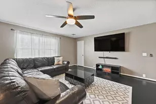 4717 Glencastle Ct, Kingwood, TX 77345 - Photo 19