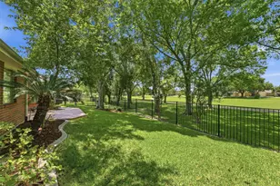 3918 E Peach Hollow Cir, Pearland, TX 77584 - Photo 21