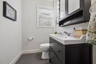6602 Meadowlawn St, Houston, TX 77023 - Photo 9