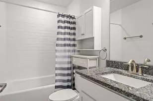 4322 Karam Lndg, Dickinson, TX 77539 - Photo 23
