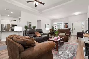 4322 Karam Lndg, Dickinson, TX 77539 - Photo 7