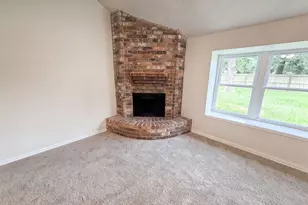 17110 Golf Club Dr, Crosby, TX 77532 - Photo 9