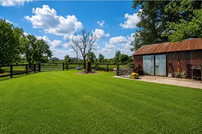 9235 Ruth Road, Iowa Colony, TX 77583 - Photo 13