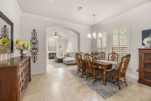 5 Schwab Ln, Houston, TX 77055 - Photo 15