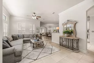 5 Schwab Ln, Houston, TX 77055 - Photo 5
