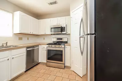 1039 Wentworth Drive, Pearland, TX 77584 - Photo 7