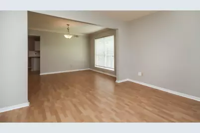 1039 Wentworth Drive, Pearland, TX 77584 - Photo 5