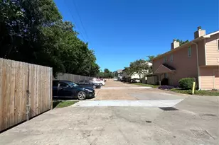 8030 Sands Point Dr, Houston, TX 77036 - Photo 19