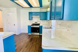 17002 Summer Hollow Dr, Sugar Land, TX 77498 - Photo 11