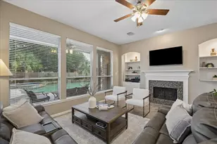 2829 Love Ct, Friendswood, TX 77546 - Photo 9