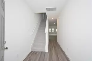 15291 Abella Dr, Conroe, TX 77316 - Photo 5