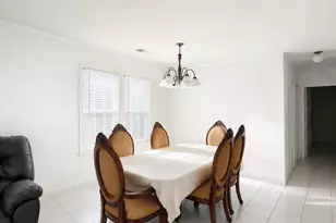 9422 Ledge St, Houston, TX 77075 - Photo 5