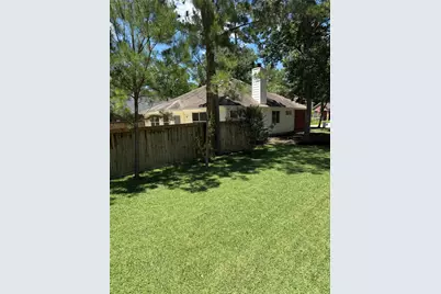 47 Hidden Meadow Drive, The Woodlands, TX 77382 - Photo 3