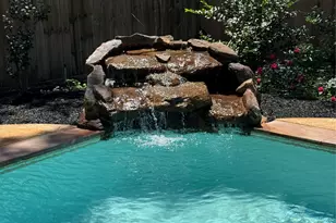 47 Hidden Meadow Dr, The Woodlands, TX 77382 - Photo 9