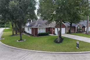 47 Hidden Meadow Dr, The Woodlands, TX 77382 - Photo 1