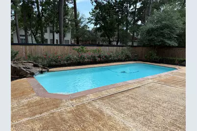 47 Hidden Meadow Drive, The Woodlands, TX 77382 - Photo 7