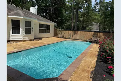 47 Hidden Meadow Drive, The Woodlands, TX 77382 - Photo 5