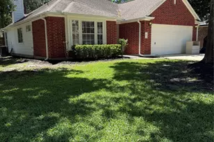 47 Hidden Meadow Dr, The Woodlands, TX 77382 - Photo 3
