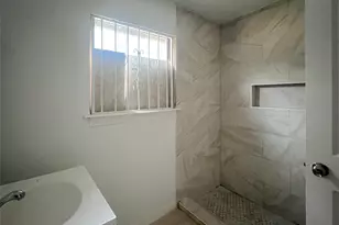 13522 Hollypark Dr, Houston, TX 77015 - Photo 13